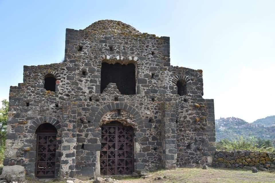Animosa Suites Castiglione De Sicilia Εξωτερικό φωτογραφία